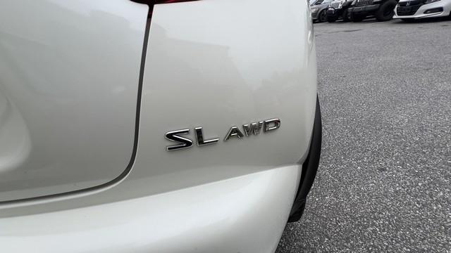 Nissan Juke 5dr Wgn I4 CVT SL AWD 2011