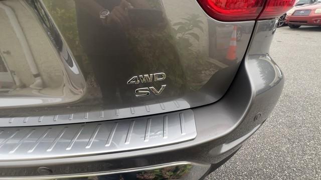 Nissan Pathfinder 4x4 SV 2018