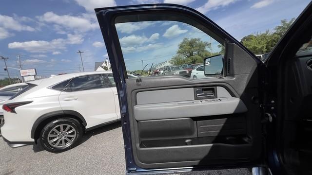 Ford F-150 4WD SuperCrew 145" King Ranch 2013
