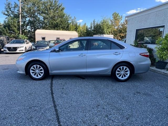 Toyota Camry XLE Auto (Natl) 2017