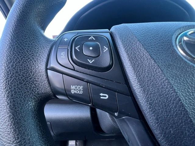 Toyota Camry XLE Auto (Natl) 2017