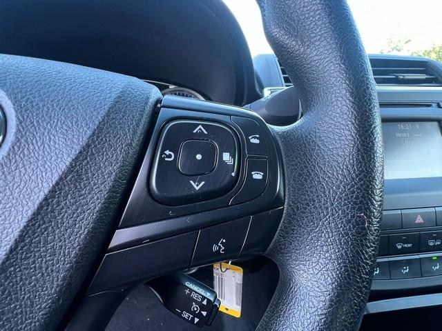 Toyota Camry XLE Auto (Natl) 2017