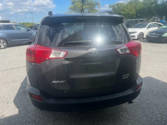 Toyota RAV4 AWD 4dr XLE (Natl) 2013
