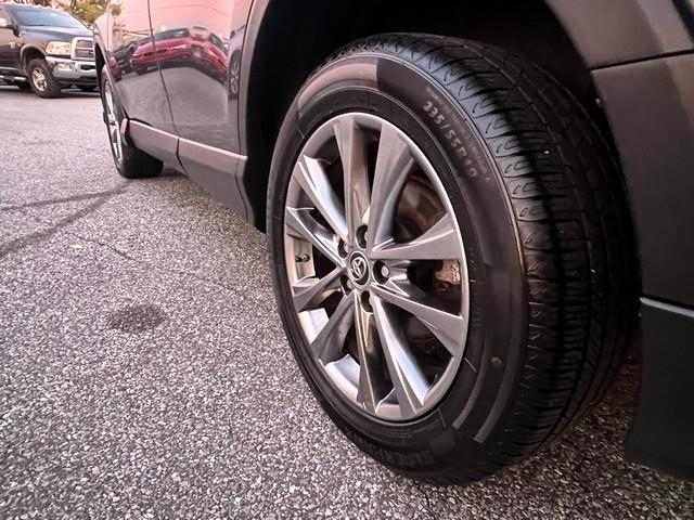 Toyota RAV4 Limited AWD (Natl) 2018