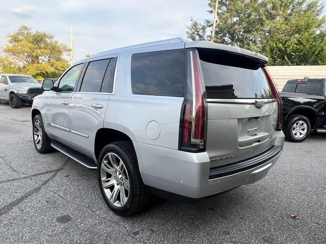 Cadillac Escalade 4WD 4dr Luxury 2019