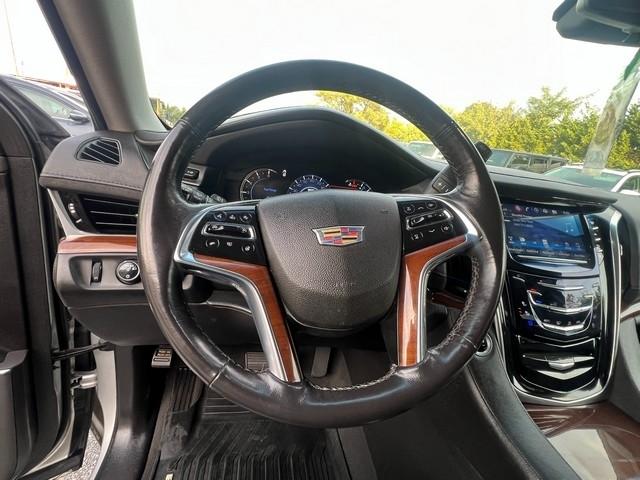Cadillac Escalade 4WD 4dr Luxury 2019