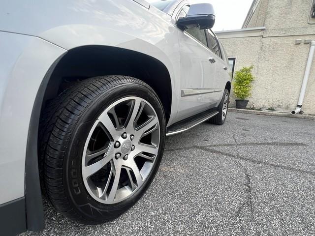 Cadillac Escalade 4WD 4dr Luxury 2019