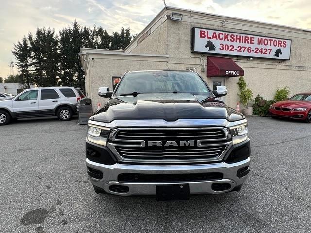 RAM 1500 Laramie 4x4 Crew Cab 5'7" Box 2021