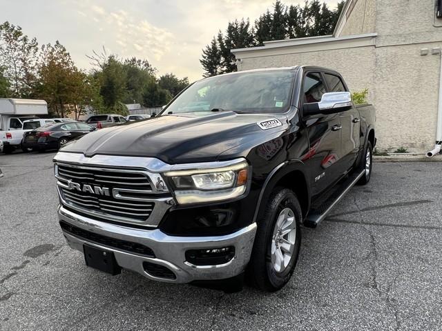 RAM 1500 Laramie 4x4 Crew Cab 5'7" Box 2021