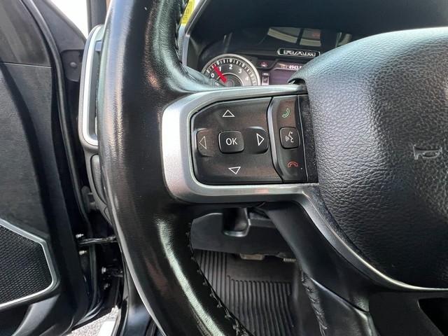 RAM 1500 Laramie 4x4 Crew Cab 5'7" Box 2021