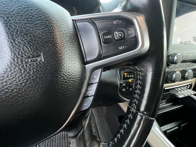 RAM 1500 Laramie 4x4 Crew Cab 5'7" Box 2021