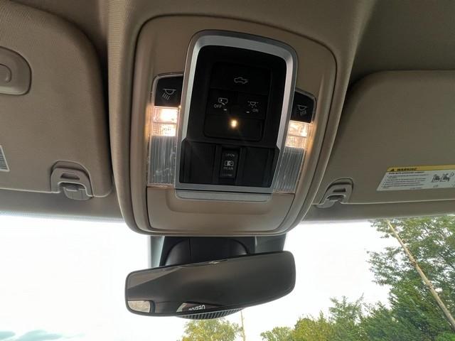 RAM 1500 Laramie 4x4 Crew Cab 5'7" Box 2021
