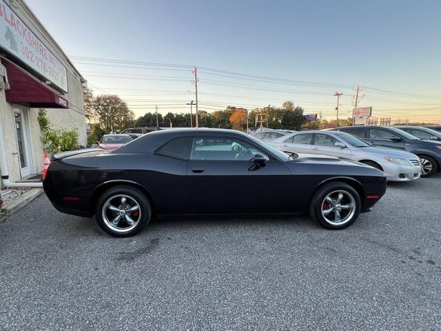 Dodge Challenger SXT RWD 2019