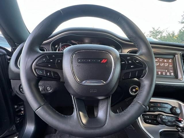 Dodge Challenger SXT RWD 2019