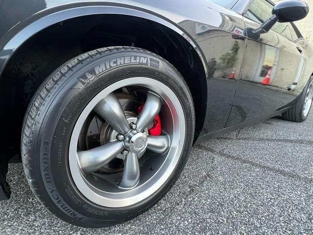 Dodge Challenger SXT RWD 2019