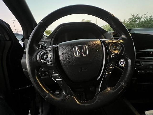 Honda Ridgeline Black Edition 4x4 Crew Cab 5.3' Bed 2017