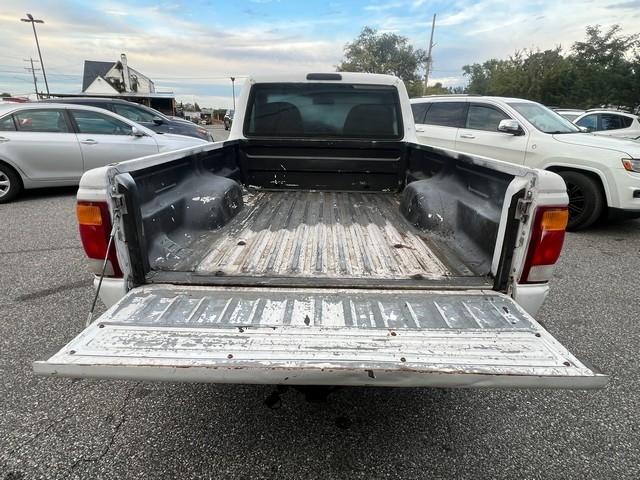 Ford Ranger Reg Cab 112" WB SPLASH 1998