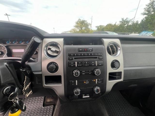 Ford F-150 4WD SuperCrew 145" Platinum 2013
