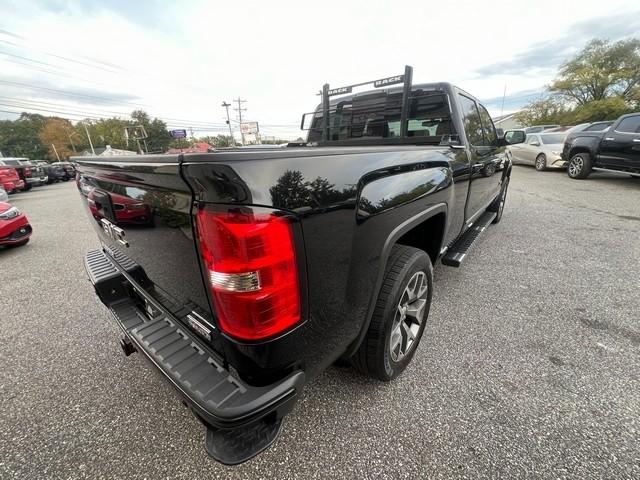 GMC Sierra 1500 4WD Crew Cab 143.5" SLT 2015