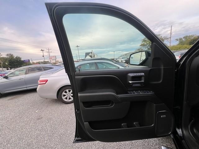 GMC Sierra 1500 4WD Crew Cab 143.5" SLT 2015