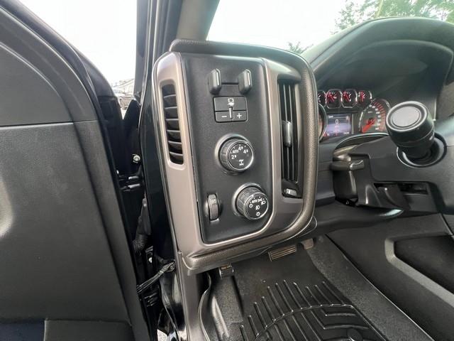 GMC Sierra 1500 4WD Crew Cab 143.5" SLT 2015