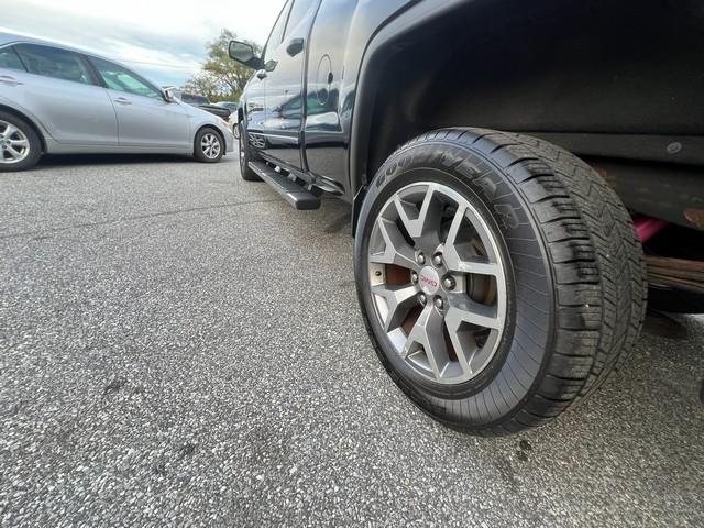 GMC Sierra 1500 4WD Crew Cab 143.5" SLT 2015