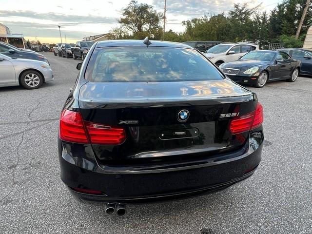 BMW 3 Series 4dr Sdn 328i xDrive AWD SULEV 2015