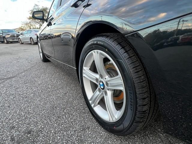 BMW 3 Series 4dr Sdn 328i xDrive AWD SULEV 2015