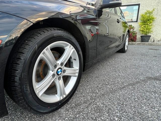 BMW 3 Series 4dr Sdn 328i xDrive AWD SULEV 2015