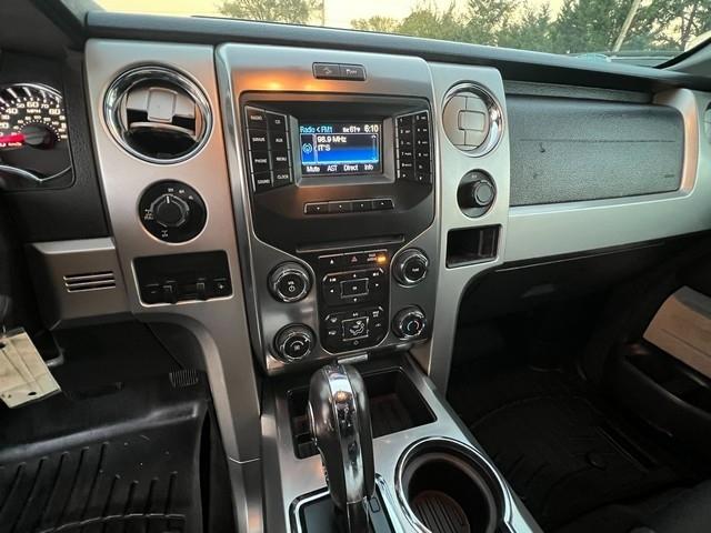 Ford F-150 4WD SuperCrew 145" Platinum 2013