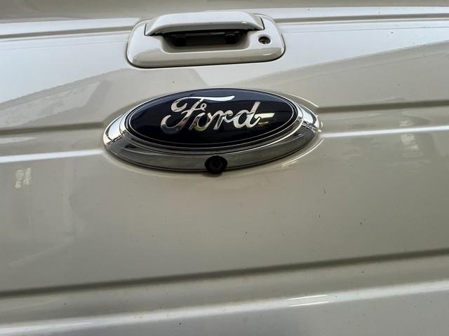Ford F-150 4WD SuperCrew 145" Platinum 2013