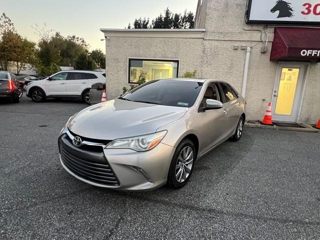 Toyota Camry XLE Auto (Natl) 2017