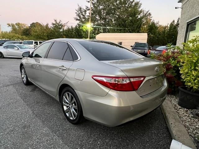 Toyota Camry XLE Auto (Natl) 2017