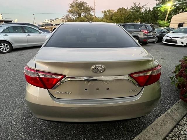 Toyota Camry XLE Auto (Natl) 2017