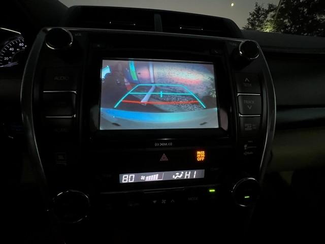 Toyota Camry XLE Auto (Natl) 2017