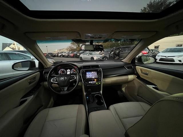 Toyota Camry XLE Auto (Natl) 2017