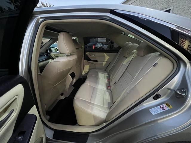 Toyota Camry XLE Auto (Natl) 2017
