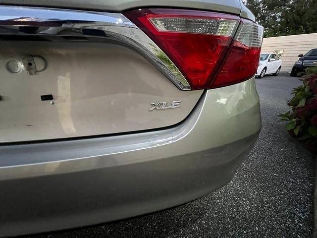 Toyota Camry XLE Auto (Natl) 2017