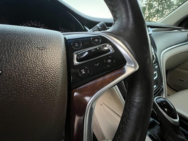 Cadillac XTS 4dr Sdn Luxury FWD 2017