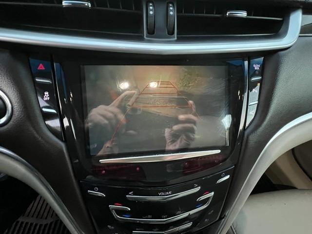 Cadillac XTS 4dr Sdn Luxury FWD 2017