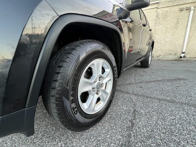 Jeep Grand Cherokee 4WD 4dr Laredo 2014