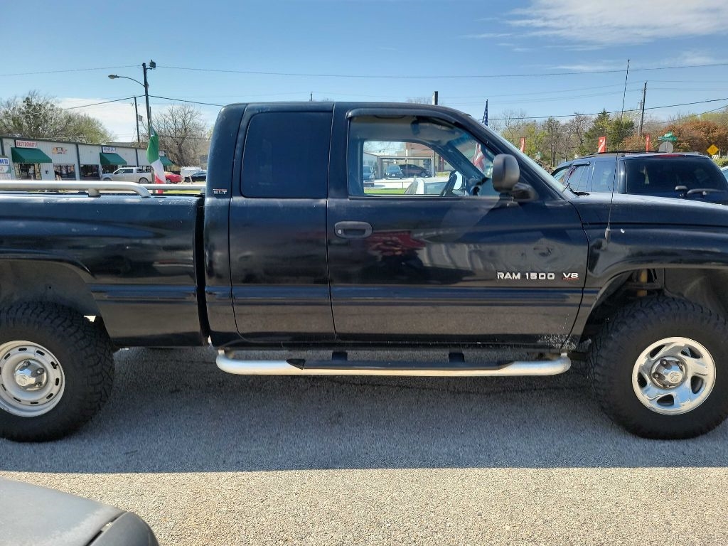 Dodge Ram 1500 Quad Cab Short Bed 4WD 1999 Dodge Ram 1500 Quad Cab Short Bed 4WD 1999