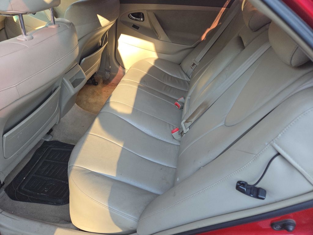 Toyota Camry SE 5-Spd AT 2009