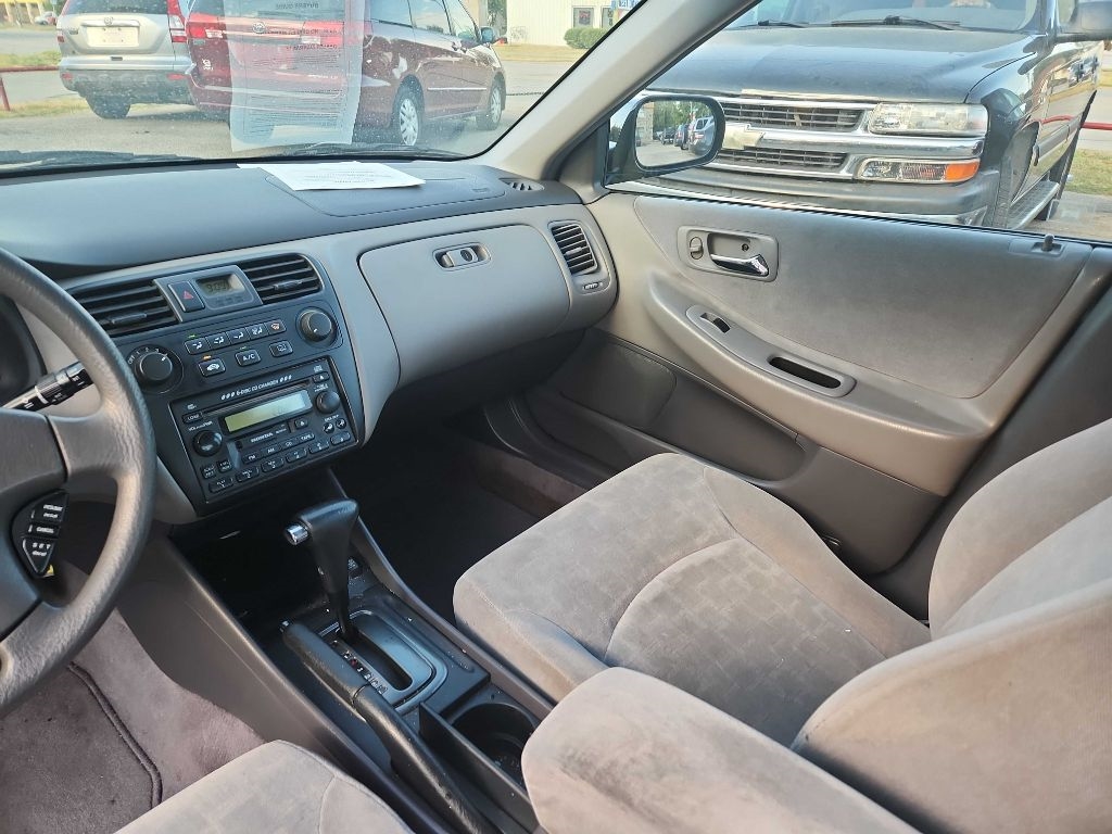 Honda Accord EX Sedan with Leather 2001