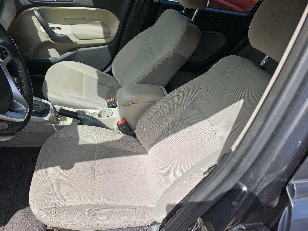 Ford Fiesta SE Hatchback 2015