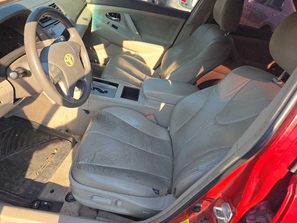 Toyota Camry SE 5-Spd AT 2009