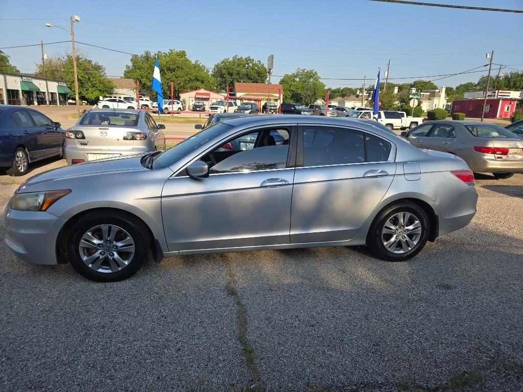 Honda Accord LX-P Sedan AT 2011