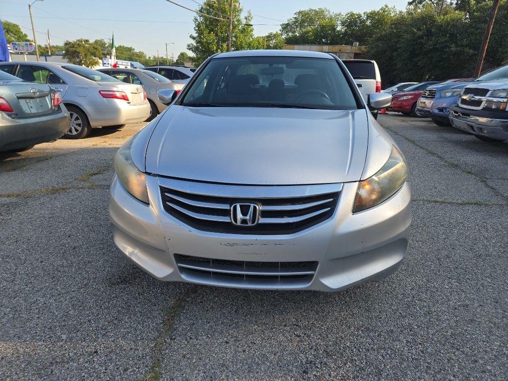 Honda Accord LX-P Sedan AT 2011