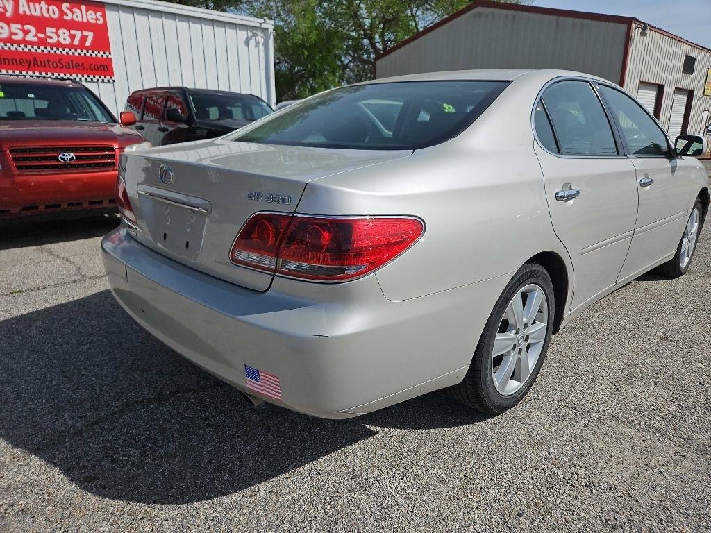 Lexus ES 330 Sedan 2005
