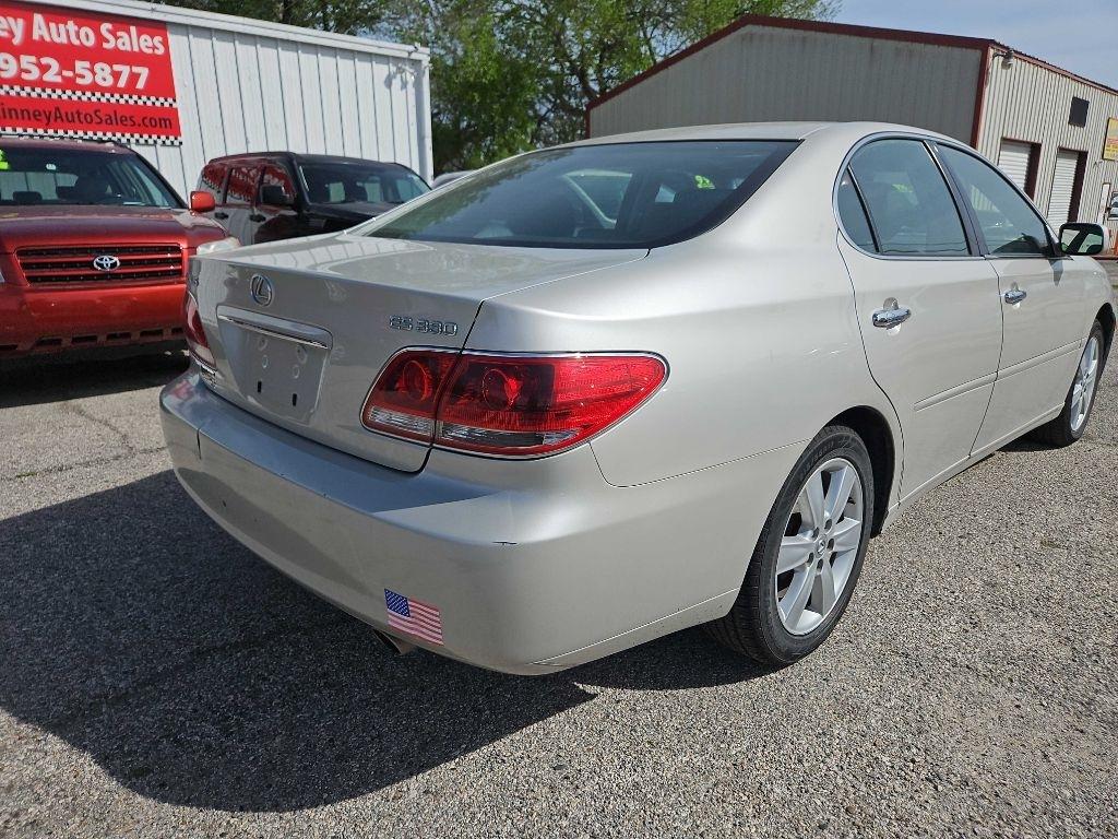 Lexus ES 330 Sedan 2005